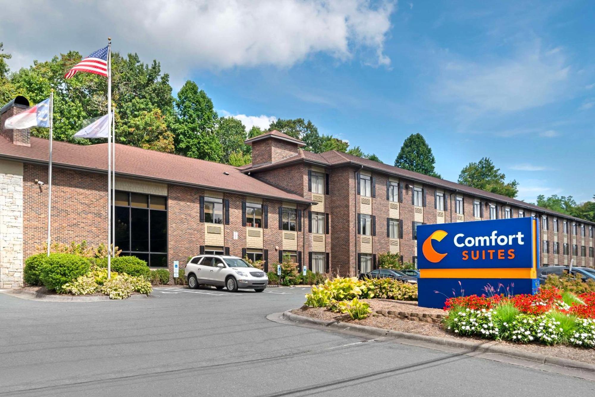 Comfort Suites Boone - University Area מראה חיצוני תמונה